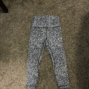 Lululemon women align leggings 25”